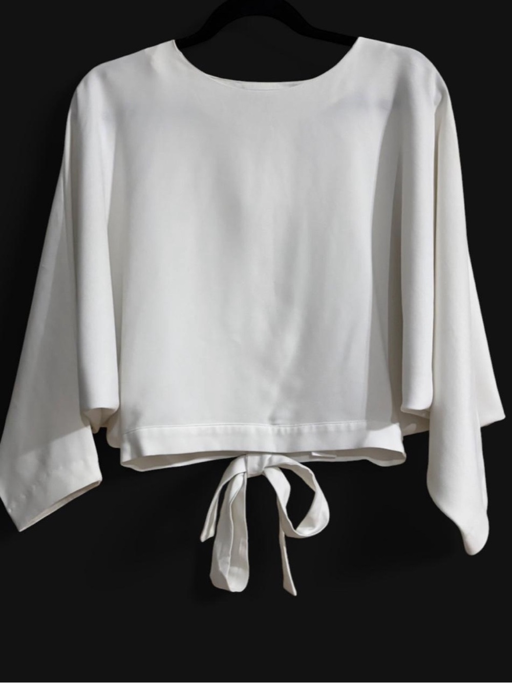 Women's White Tie-Hem Blouse